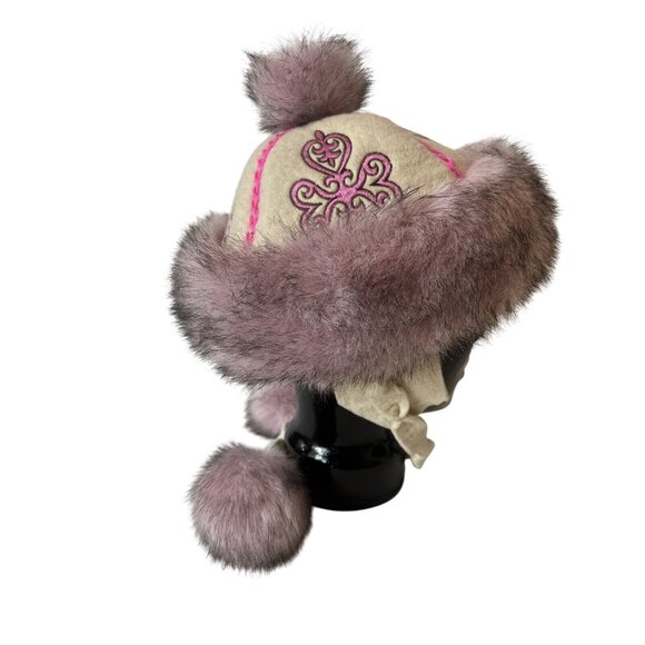 Vintage Pink Embroidered Wool Hat With Faux Fur Pom Poms - Picture 4 of 6